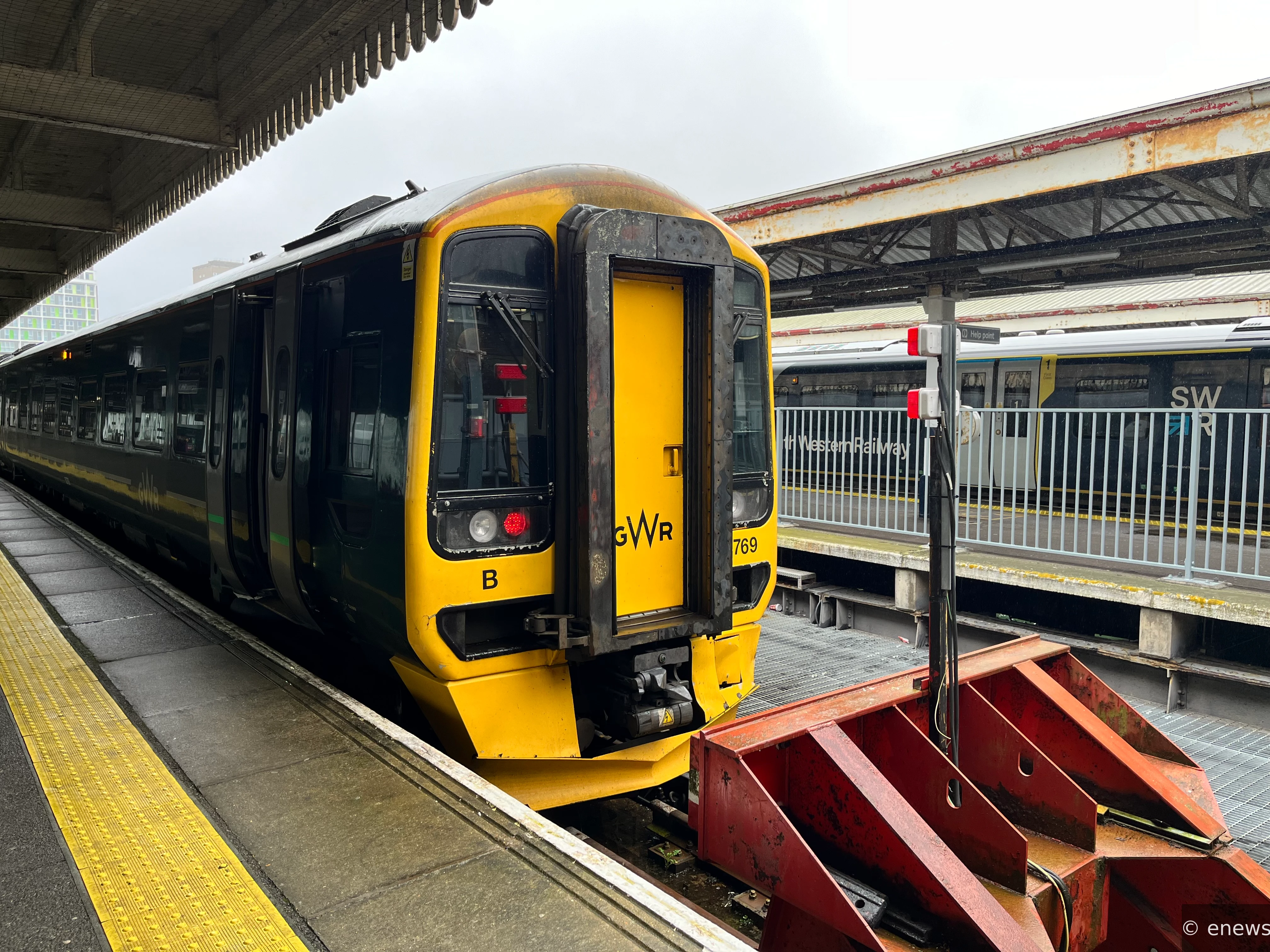 158769 at Portsmouth Harbour Station