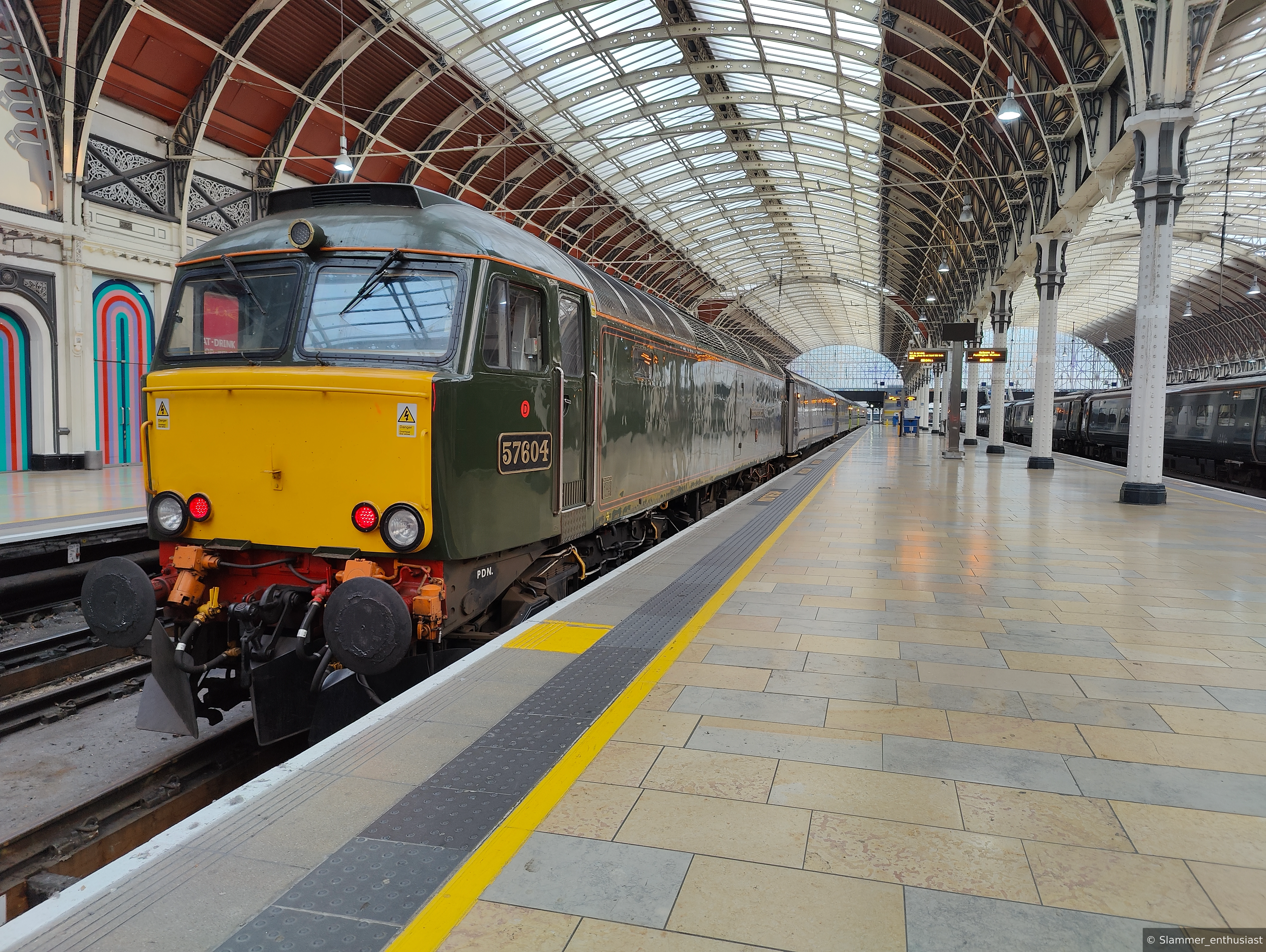 57604 at London Paddington