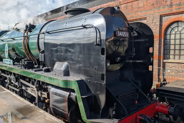 34053 at Tunbridge Wells West, Kent (1)