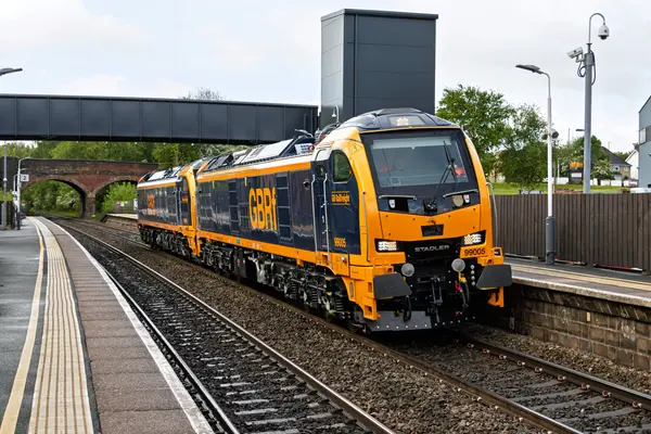 99005/99006 at Alfreton